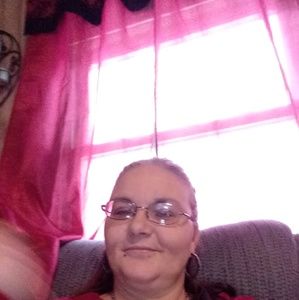 Meet your Posher, Candy